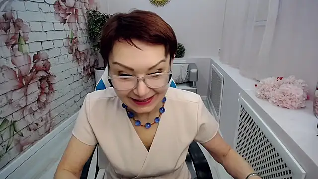 Snapshot of Cutie_Asya chatting on February 13, 11:17 am Cutie Asya online show from February 13, 11:17 am