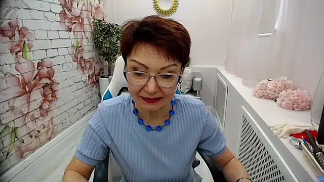 Snapshot of Cutie_Asya chatting on March 10, 7:32 am Cutie Asya online show from March 10, 7:32 am