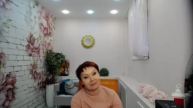 Snapshot of Cutie_Asya chatting on April 9, 4:23 am Cutie Asya online show from April 9, 4:23 am