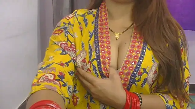 cutie-taara online show from October 14, 4:24 am