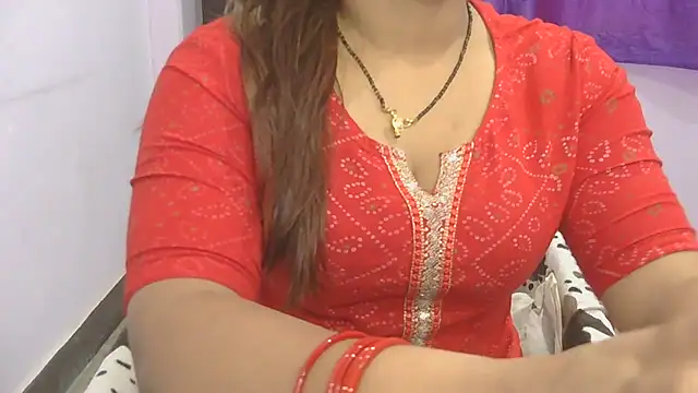 cutie-taara online show from October 31, 4:02 am