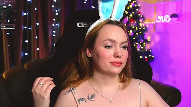 Snapshot of Kari_Lunna chatting on December 25, 6:20 am Kari Lunna online show from December 25, 6:20 am