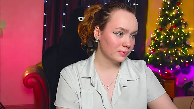 Snapshot of Kari_Lunna chatting on January 4, 3:40 am Kari Lunna online show from January 4, 3:40 am