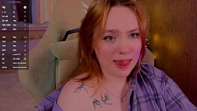 Snapshot of Kari_Lunna chatting on January 5, 8:00 am Kari Lunna online show from January 5, 8:00 am