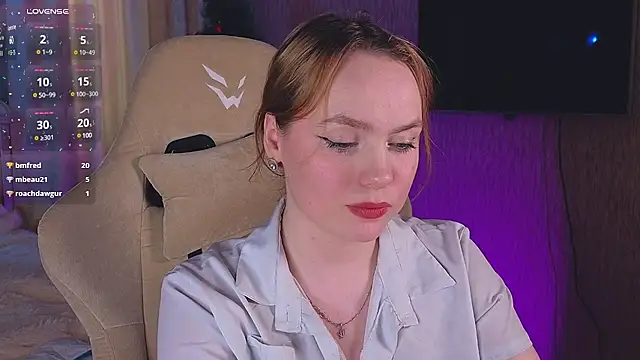 Snapshot of Kari_Lunna chatting on January 18, 6:56 am Kari Lunna online show from January 18, 6:56 am