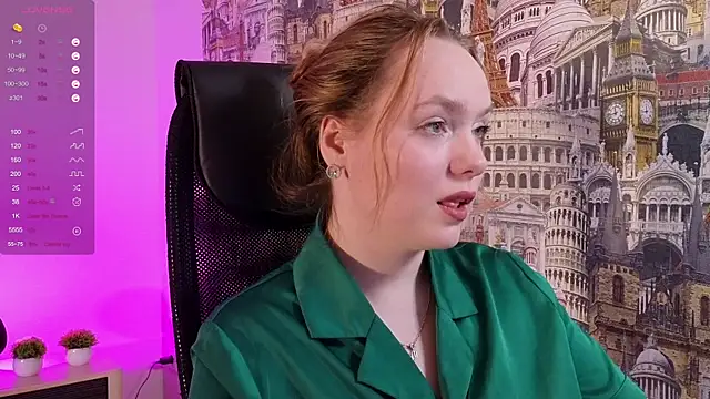 Snapshot of Kari_Lunna chatting on January 30, 3:33 am Kari Lunna online show from January 30, 3:33 am