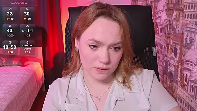 Snapshot of Kari_Lunna chatting on February 7, 3:45 am Kari Lunna online show from February 7, 3:45 am