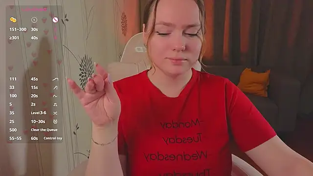 Snapshot of Kari_Lunna chatting on November 1, 3:19 am Kari Lunna online show from November 1, 3:19 am