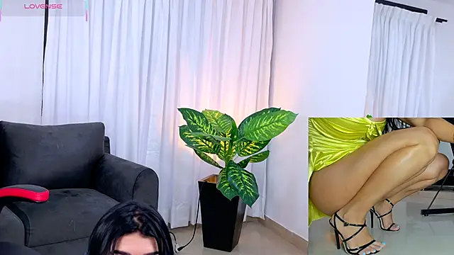 kimberly  online show from October 8, 10:29 pm