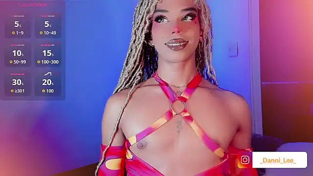 DanniLee  online show from October 20, 11:49 pm