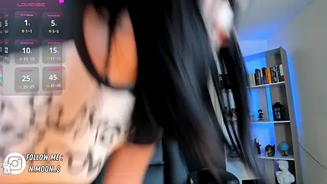 Alanna-Zue online show from December 2, 12:09 am