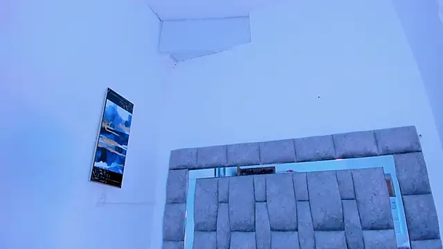 Snapshot of zulyjones chatting on February 22, 10:09 pm zulyjones online show from February 22, 10:09 pm