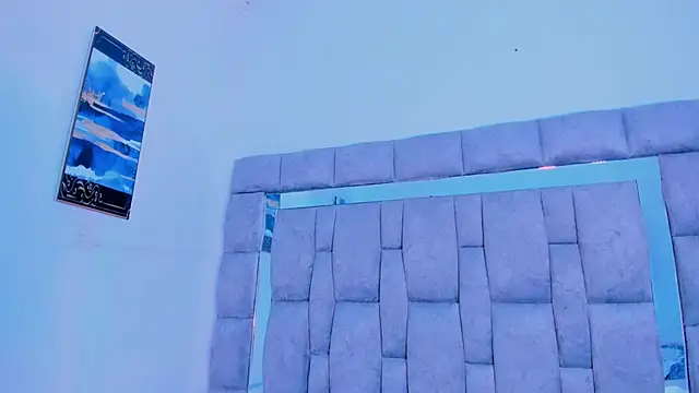 Snapshot of zulyjones chatting on February 24, 10:03 pm zulyjones online show from February 24, 10:03 pm