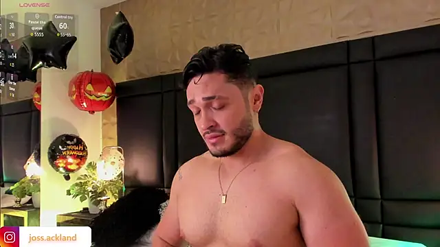 JossAckland online show from October 23, 8:07 pm