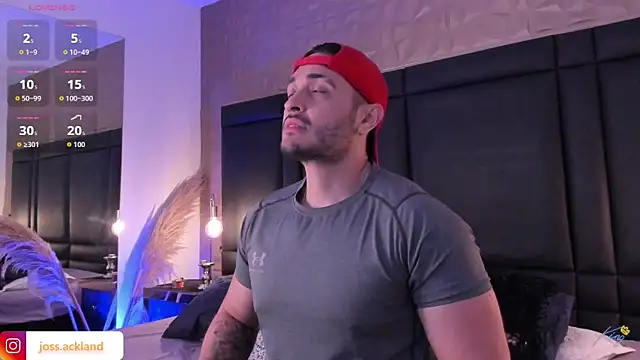 JossAckland online show from December 19, 7:43 pm