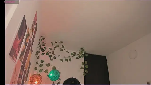 odelei online show from May 15, 11:56 pm