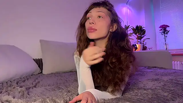 PaulaPratt online show from November 22, 6:12 am