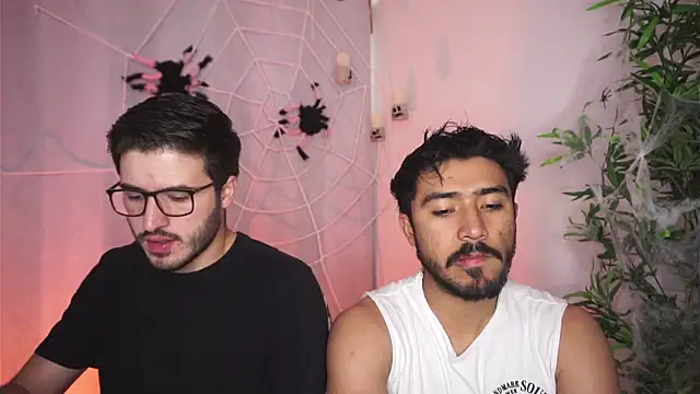 Tony Wylie online show from October 18, 4:52 pm