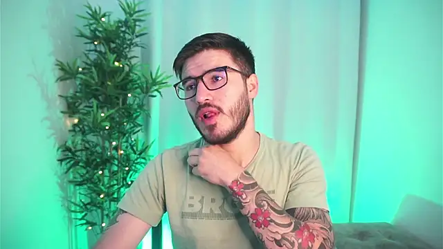 Tony Wylie online show from November 5, 9:31 am