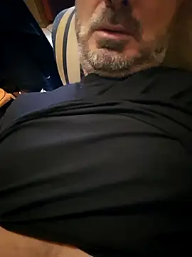 1talianBeutifulCock online show from November 8, 10:48 am