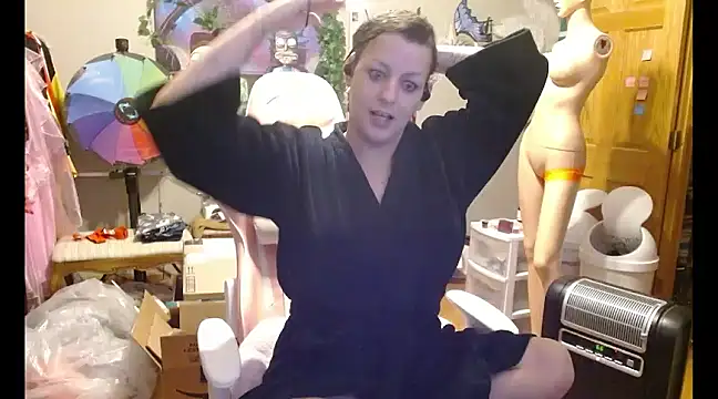 Snapshot of jessy0504 chatting on March 8, 11:27 am jessy0504 online show from March 8, 11:27 am