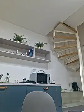 perla97 online show from February 20, 2:28 pm