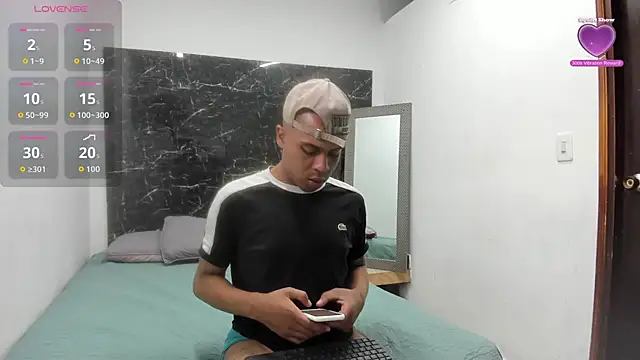 ada-brooke online show from November 12, 11:43 am