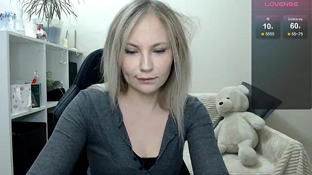 Sunny bunny6 online show from December 4, 4:33 am