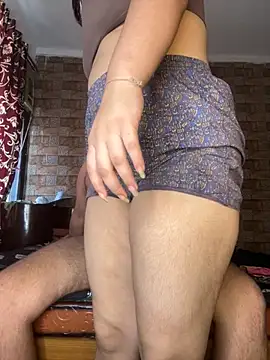 Snapshot of STEP_SISTER1 chatting on October 31, 9:21 am STEP SISTER1 online show from October 31, 9:21 am