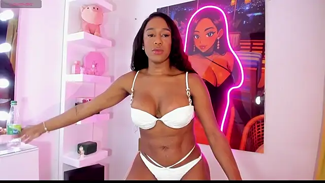 Snapshot of vioolettss chatting on February 11, 2:05 am vioolettss online show from February 11, 2:05 am