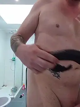 mikaaaaase online show from March 7, 3:31 pm