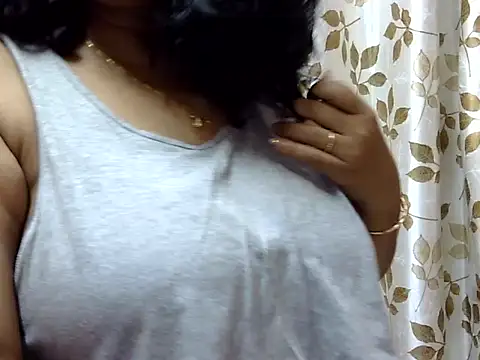 Riya riyaa online show from December 30, 4:08 pm