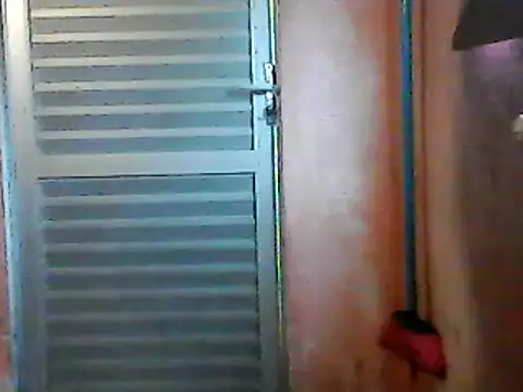 uelytom online show from December 20, 12:16 pm