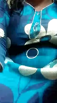 BERRY 00 online show from January 5, 9:37 am