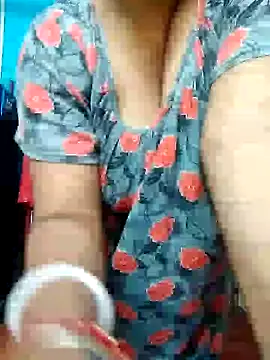 BERRY 00 online show from January 9, 6:59 am