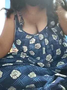BERRY 00 online show from April 30, 9:48 am