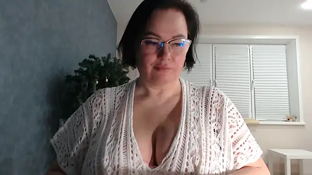 Snapshot of Nora_Star chatting on November 21, 6:50 pm Nora Star online show from November 21, 6:50 pm