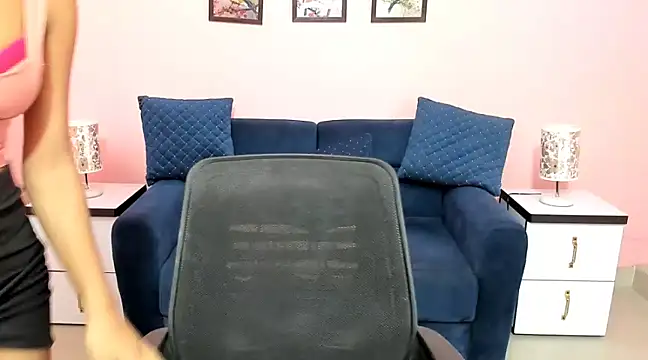 dumbledora online show from January 28, 7:00 am