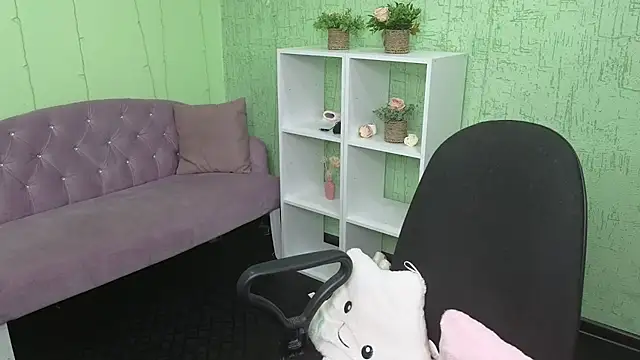 Snapshot of Nika_Kitten chatting on October 31, 11:22 am Nika Kitten online show from October 31, 11:22 am