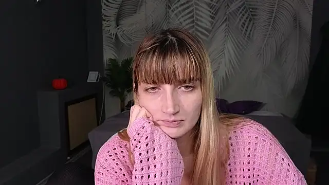 Snapshot of Nika_Kitten chatting on November 4, 6:40 pm Nika Kitten online show from November 4, 6:40 pm