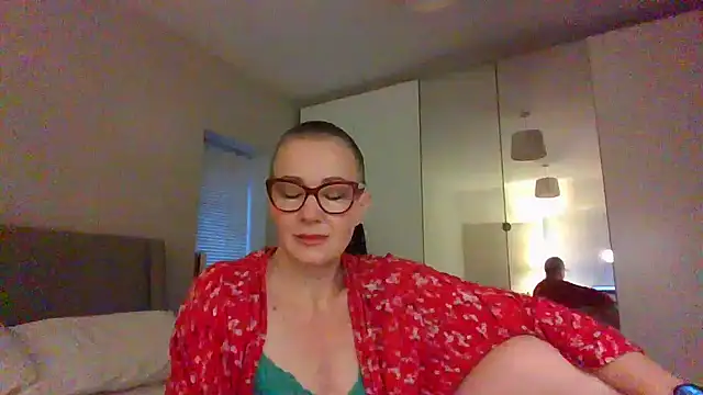Snapshot of ELEGANT-ARIA36 chatting on January 21, 8:08 am ELEGANT-ARIA36 online show from January 21, 8:08 am