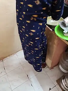 tncute callboyi online show from October 28, 5:44 am