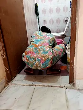 tncute callboyi online show from November 4, 6:01 am