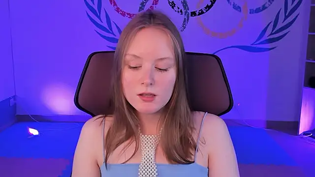 VivienLeeigh online show from December 8, 12:08 pm