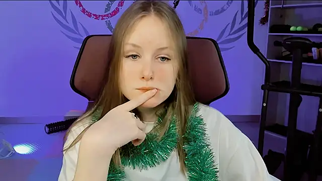 VivienLeeigh online show from December 31, 5:11 am