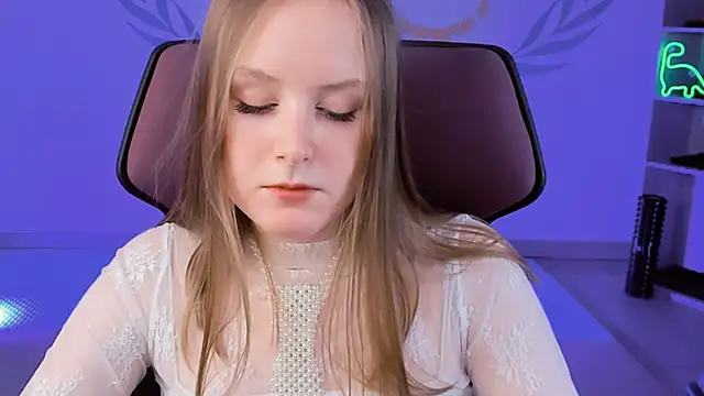 VivienLeeigh online show from February 7, 5:29 pm