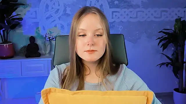 VivienLeeigh online show from March 1, 3:16 pm