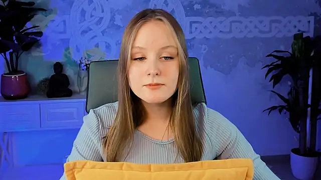 VivienLeeigh online show from March 1, 6:32 pm