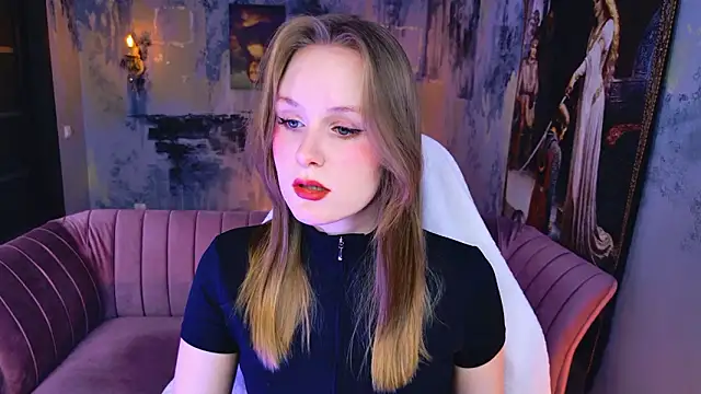 VivienLeeigh online show from March 30, 6:03 am