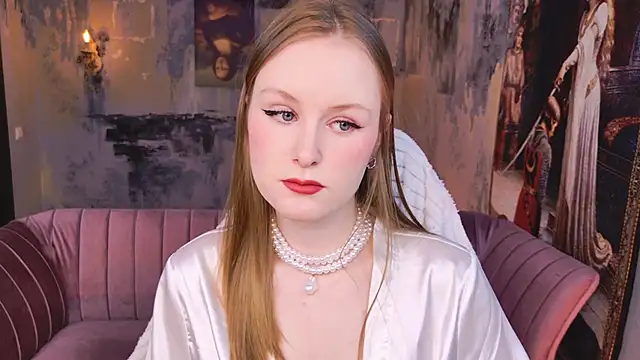 Snapshot of VivienLeeigh chatting on April 14, 5:13 am VivienLeeigh online show from April 14, 5:13 am